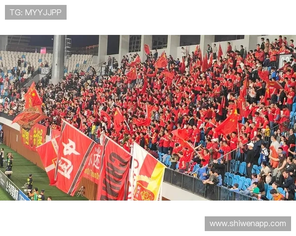 球迷组织在线回顾经典比赛 热烈互动展现足球魅力 球迷组织在线回顾经典比赛 热烈互动展现足球魅力