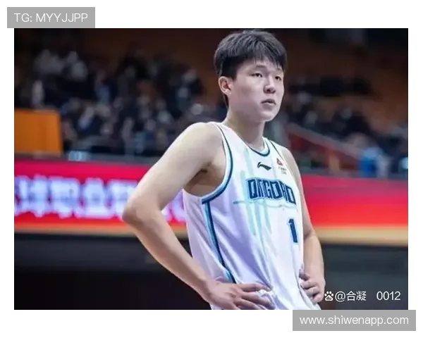 比卢普斯耐心指导杨瀚森学习与成长并重的篮球之路